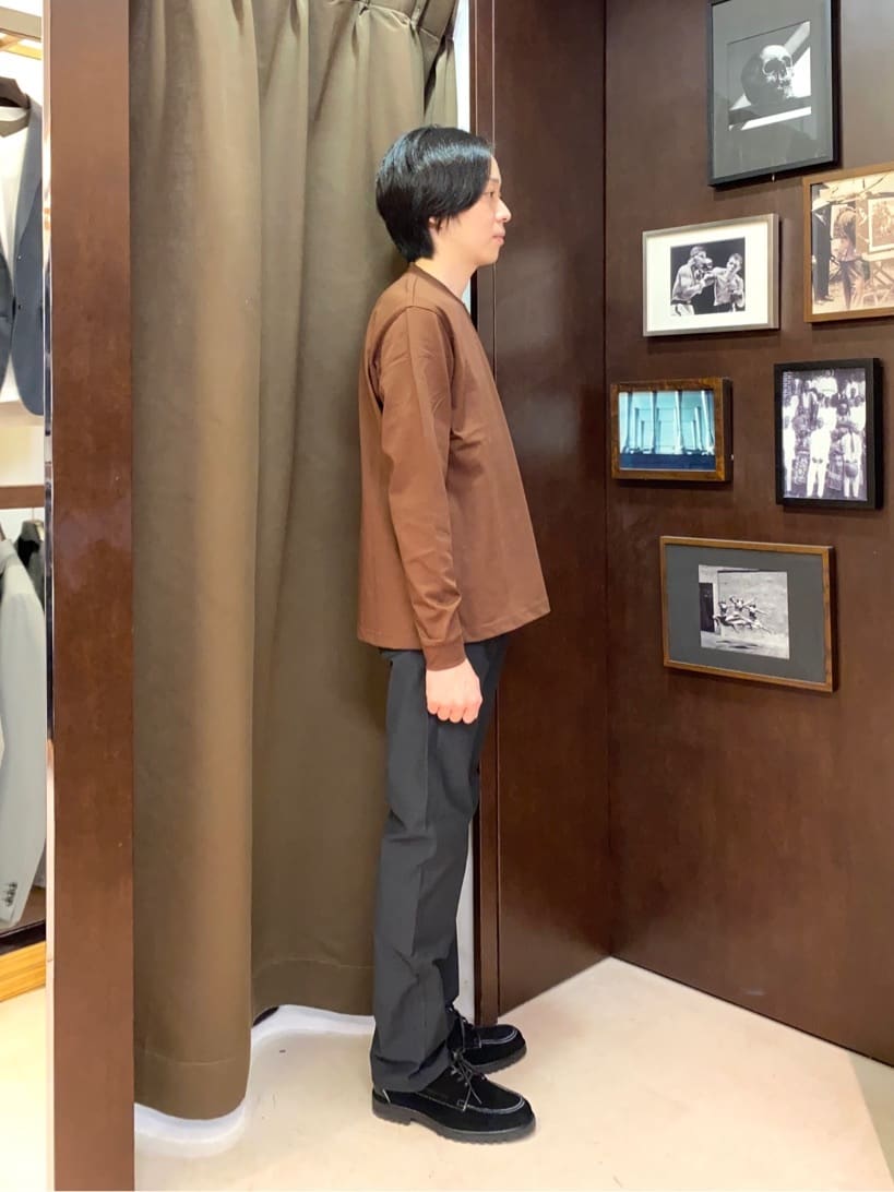 コバヤシさんの「TAKEO KIKUCHI｜【Made in JAPAN】播州織 ストレッチ パンツ」を使ったコーディネート