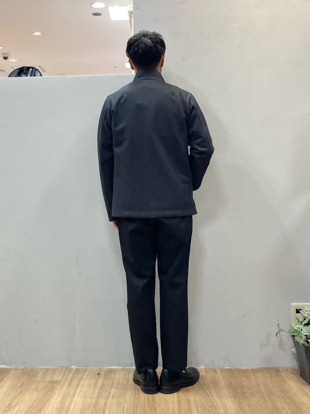 シュンさんの「TAKEO KIKUCHI｜【DOWN FABRIC】ダウンファブリック スタンドカラーブルゾン」を使ったコーディネート