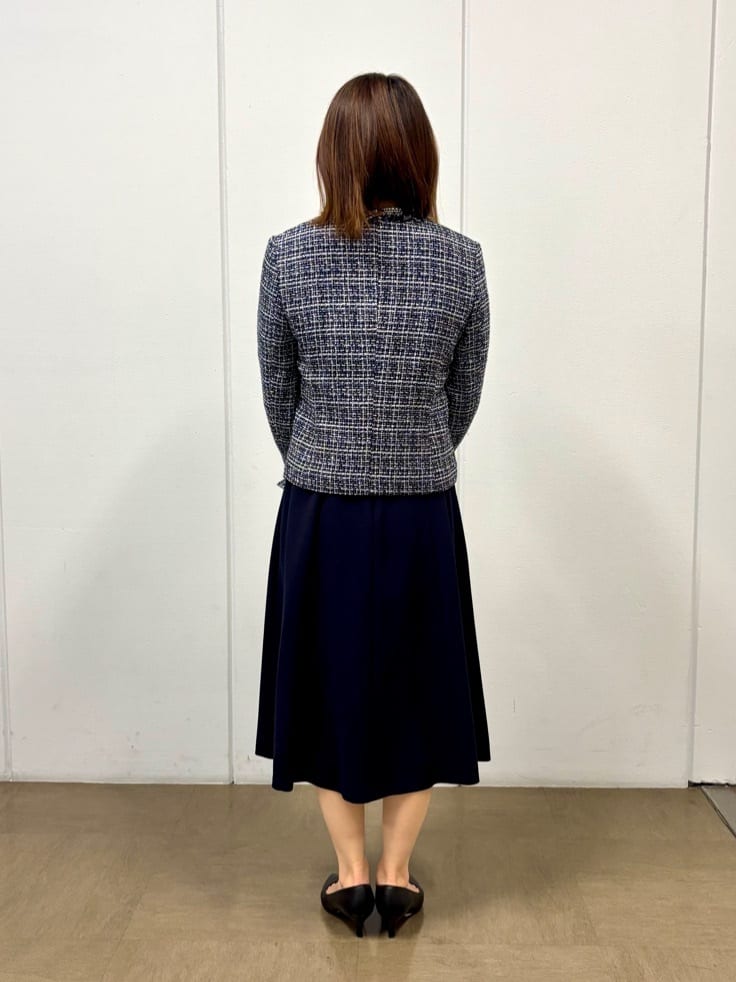 SaKiさんの「UNTITLED｜◆【入卒/セレモニー/通勤】ラメツイード ノーカラージャケット」を使ったコーディネート