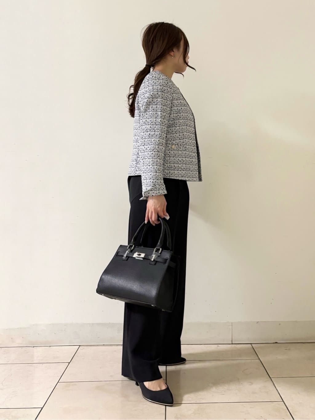 kahoさんの「INDIVI｜【セレモニーにおすすめ！】パール調トップネックレス」を使ったコーディネート