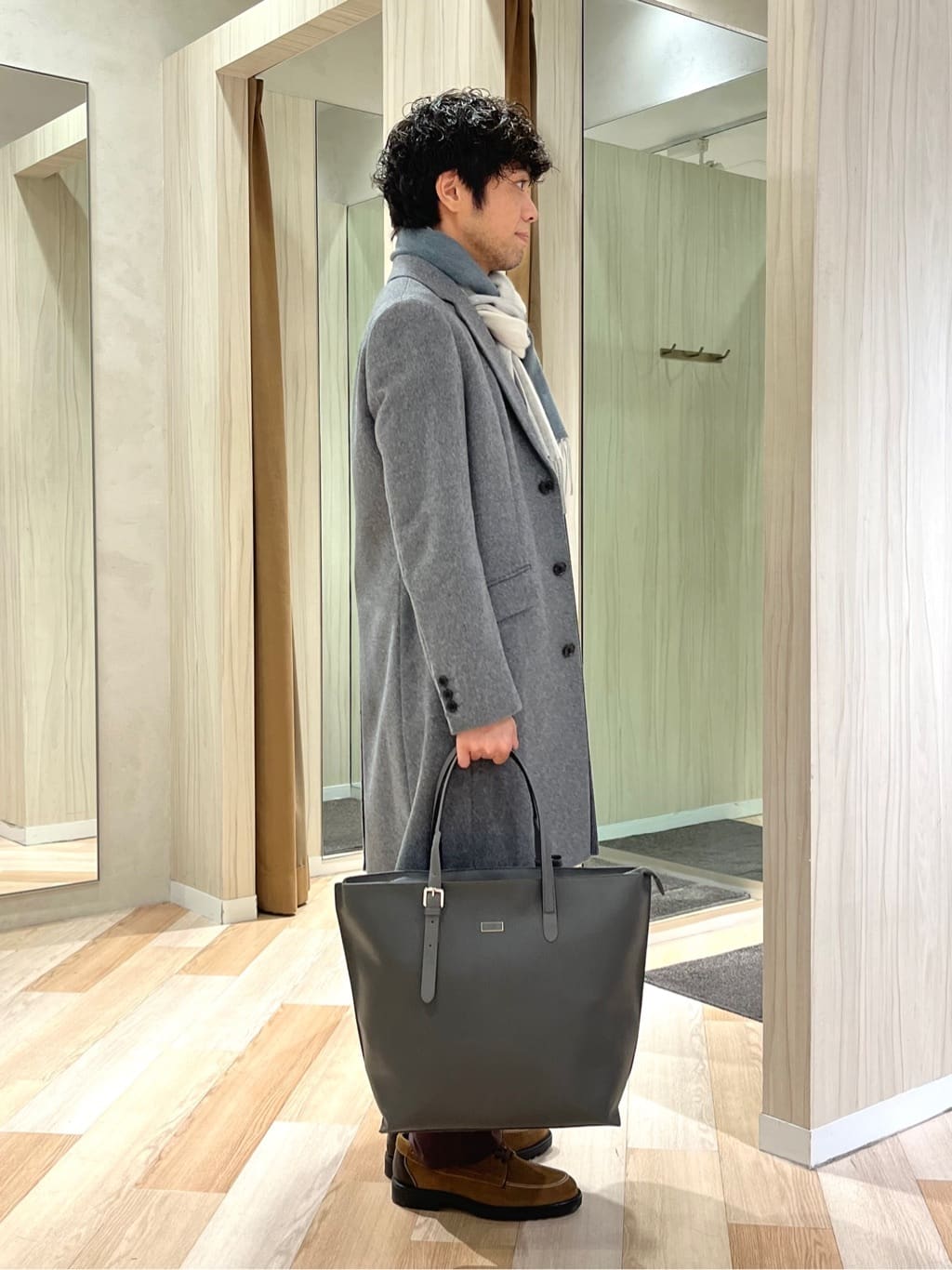 URAさんの「TAKEO KIKUCHI｜ウールカシミヤブレンド チェスターコート」を使ったコーディネート