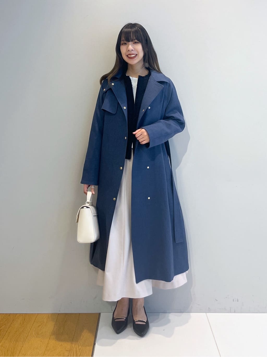 cotaniさんの「grove｜◆【雑誌掲載】ツイルトレンチコート」を使ったコーディネート