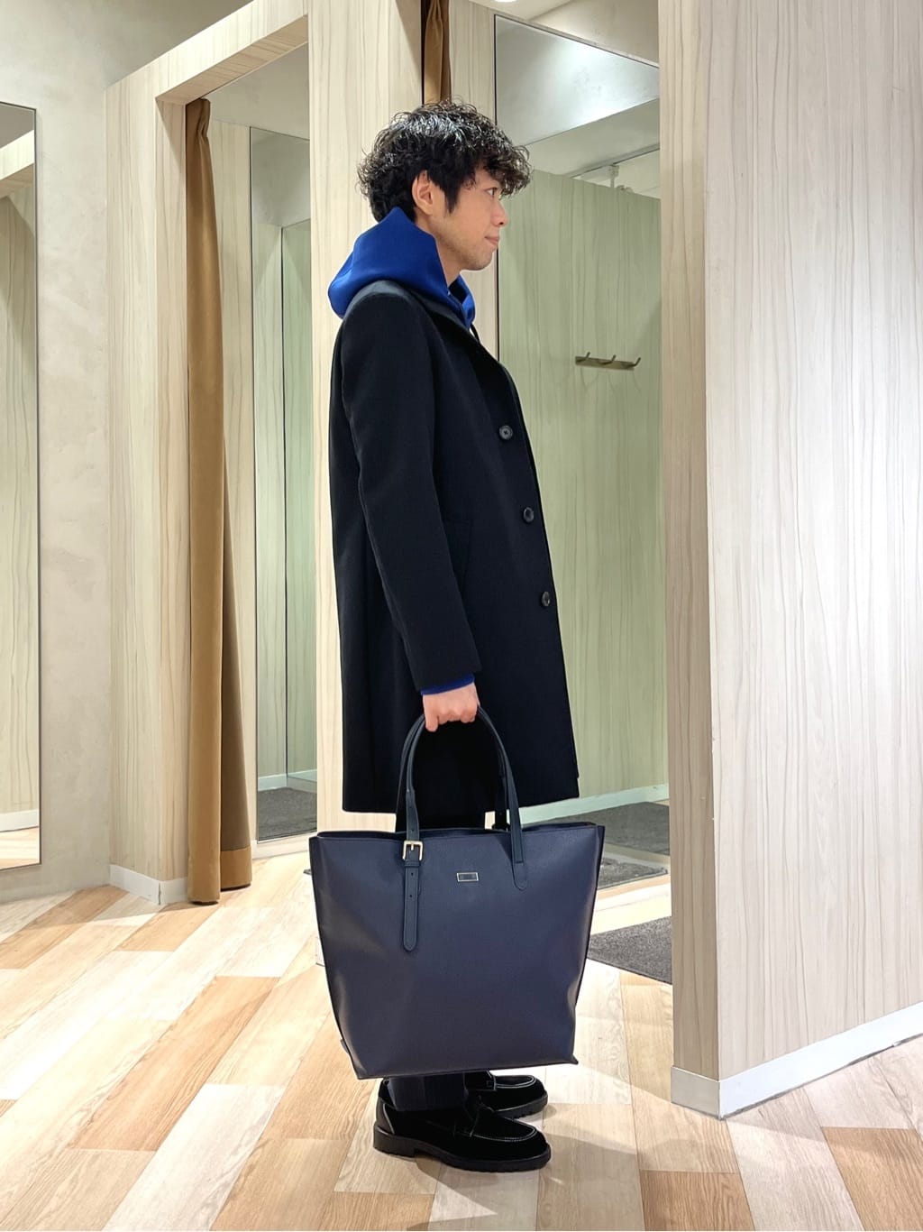 URAさんの「TAKEO KIKUCHI｜【全7サイズ&times;8色展開！】トップマルチヘリンボン パンツ」を使ったコーディネート
