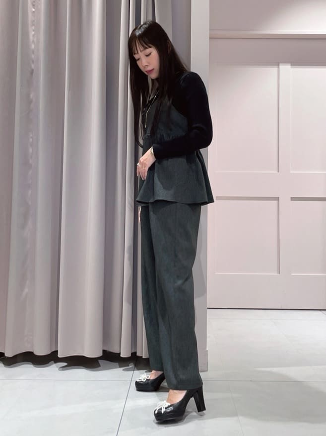 maiさんの「ESPERANZA｜3WAYチャンキーヒールパンプス」を使ったコーディネート
