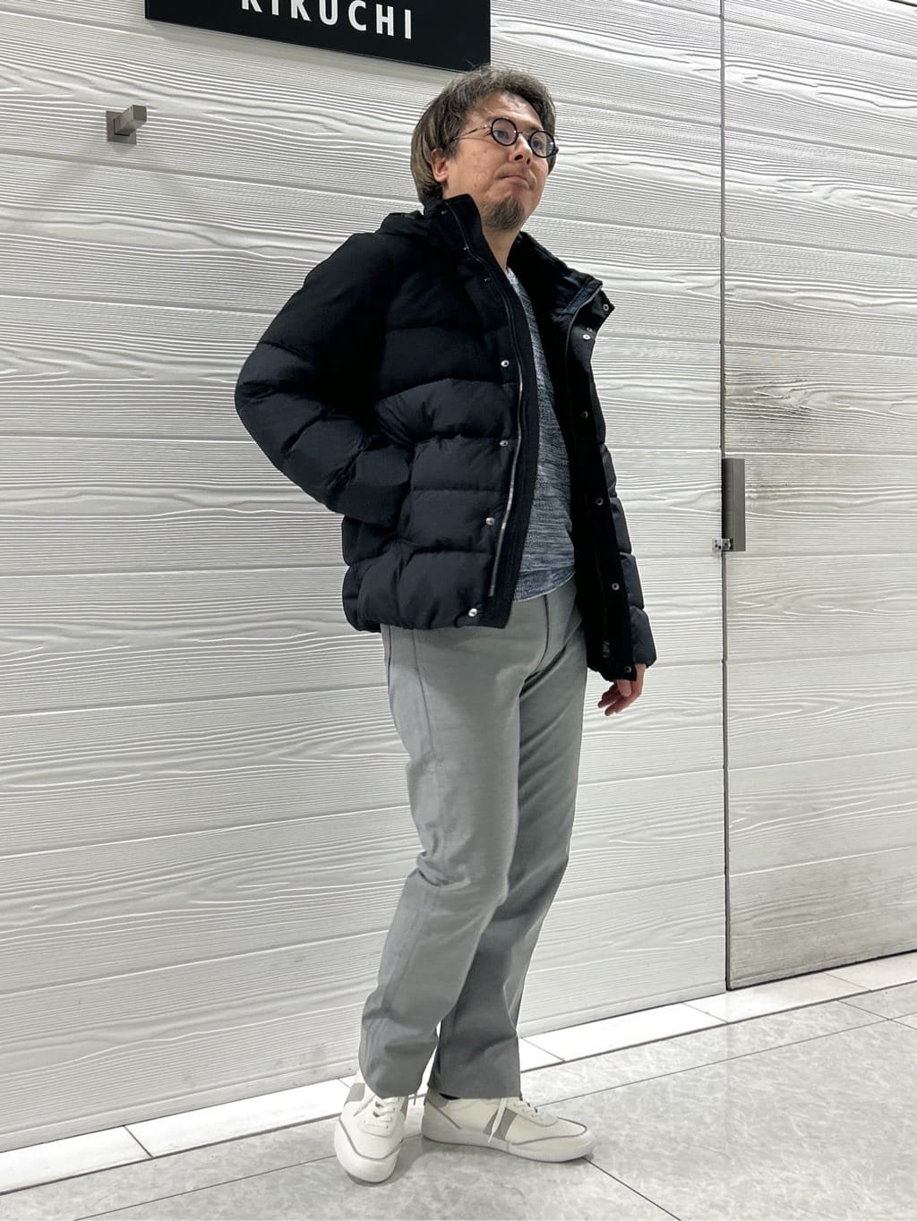 すーさんの「TAKEO KIKUCHI｜【Made in JAPAN】播州織 ストレッチ パンツ」を使ったコーディネート