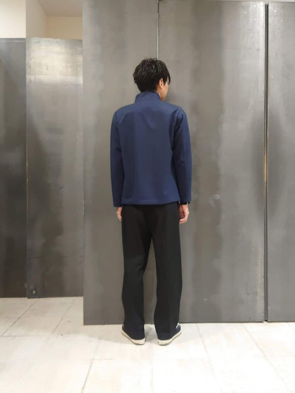 kawamuさんの「TAKEO KIKUCHI｜【DOWN FABRIC】ダウンファブリック スタンドカラーブルゾン」を使ったコーディネート