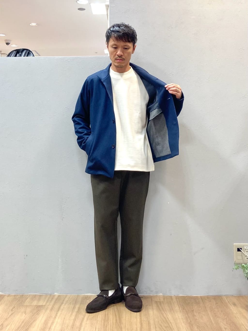 シュンさんの「TAKEO KIKUCHI｜【DOWN FABRIC】ダウンファブリック スタンドカラーブルゾン」を使ったコーディネート
