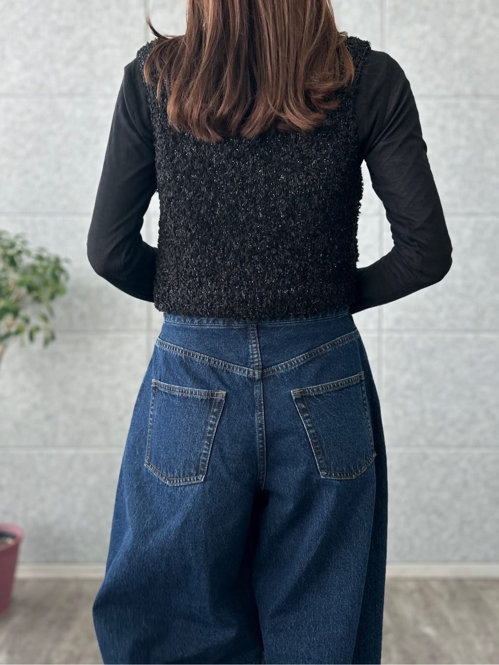 mitsukiさんの「INDIVI｜ハイウエストカーブデニム」を使ったコーディネート