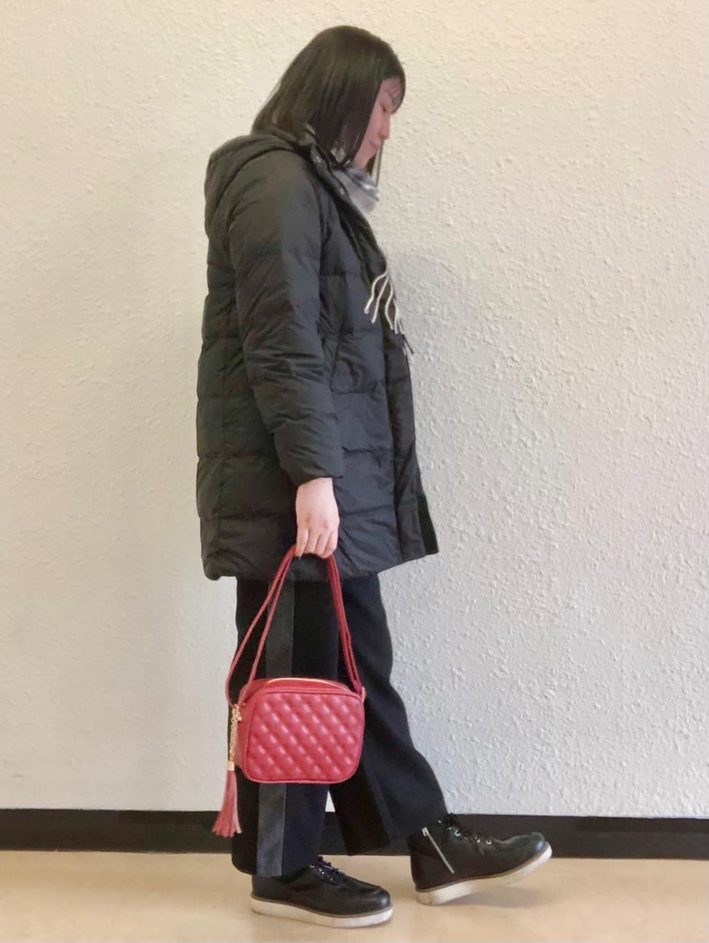 Tsuruさんの「SHOO･LA･RUE｜◆【洗える/ちくちくしにくい/静電気軽減】スウェットライク ハイネックニット」を使ったコーディネート