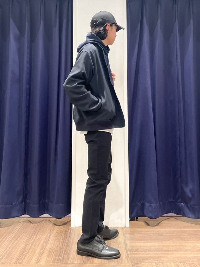 Tightさんの「THE SHOP TK｜【オールシーズン穿ける！】7DAYSストレッチへリンボンパンツ　ON&hArr;OFF兼用」を使ったコーディネート
