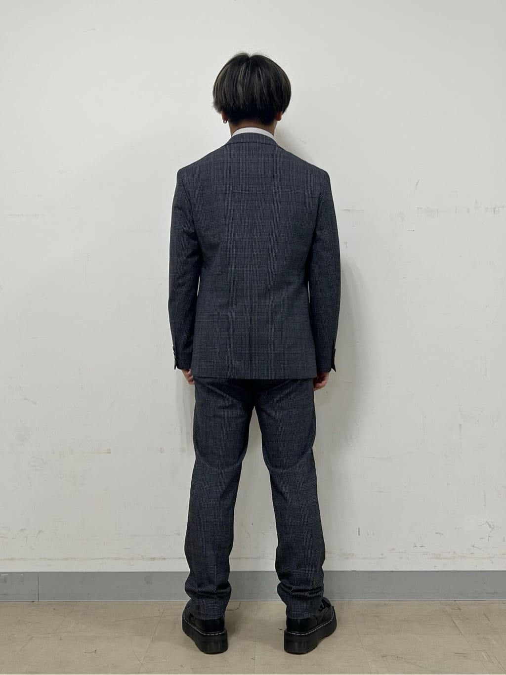 Hiroさんの「TAKEO KIKUCHI｜【抗菌防臭/シーズンレス】シアサッカー ジャージシャツ」を使ったコーディネート