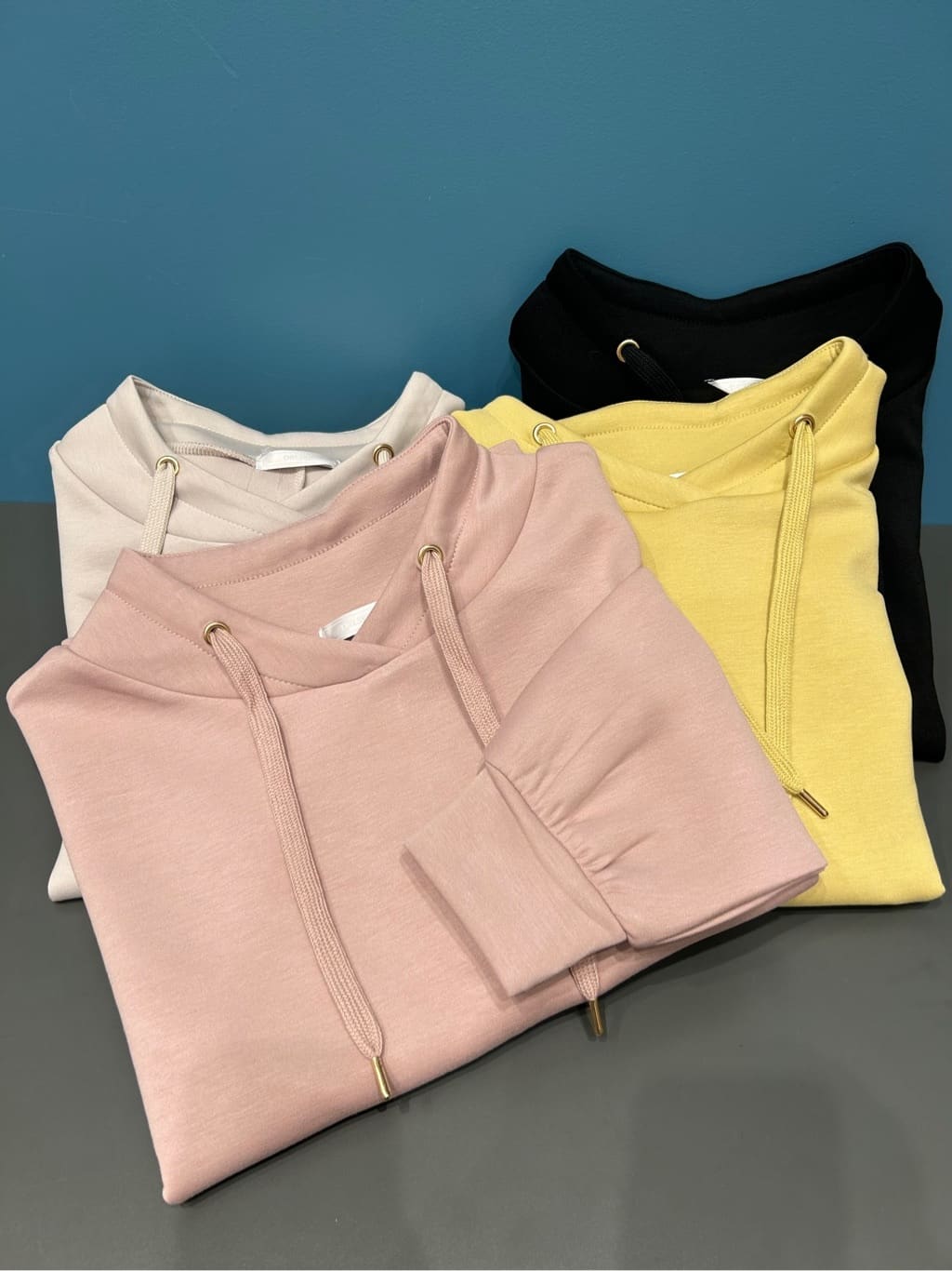 りさんの「SHOO･LA･RUE｜」を使ったコーディネート