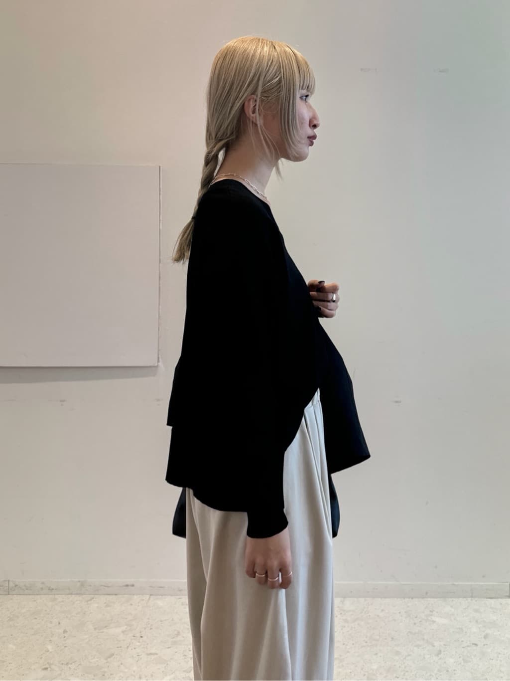 omaさんの「THE SHOP TK｜◆【撥水】ウエストドロストマウンテンパーカ」を使ったコーディネート