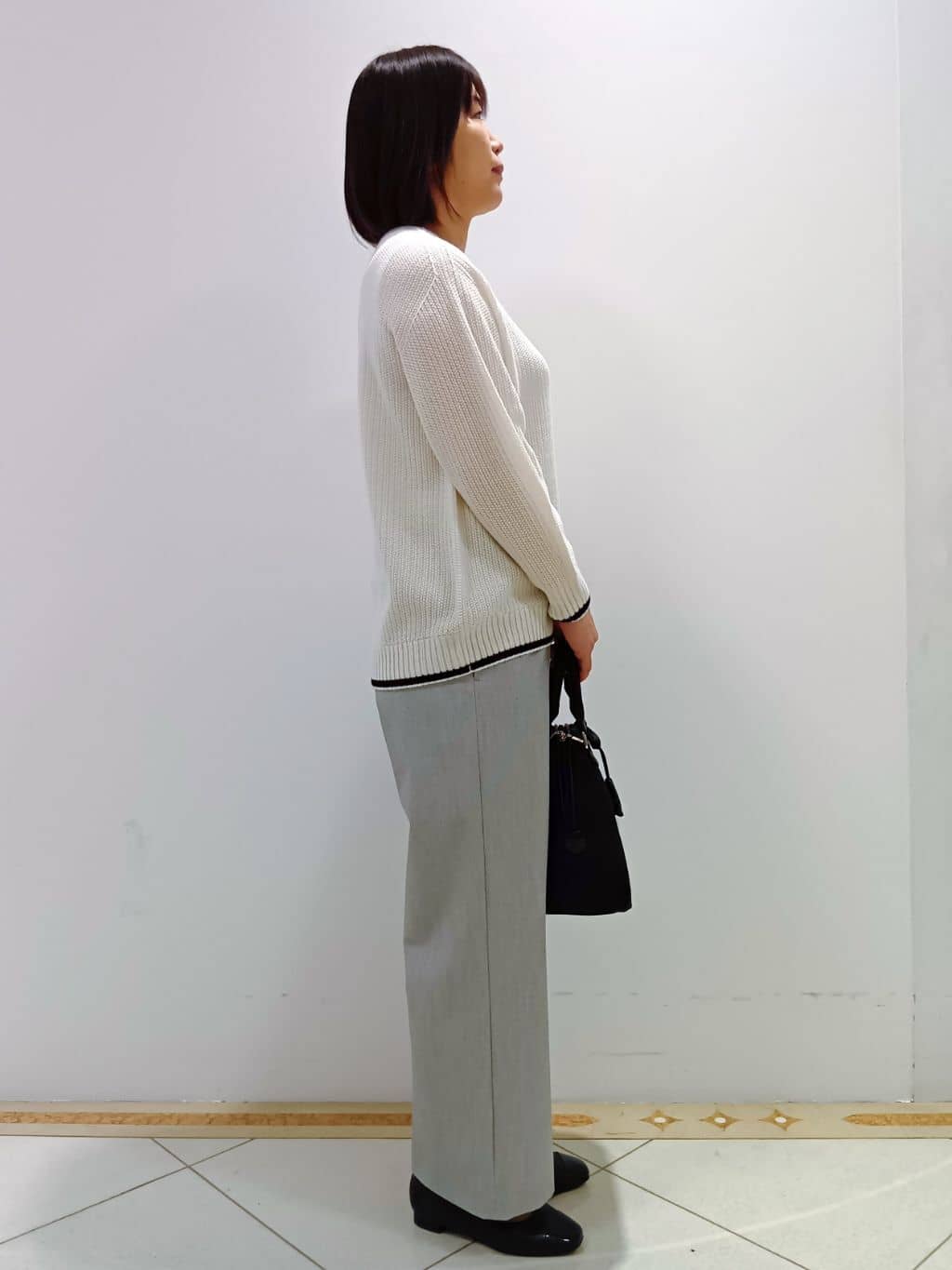 tomoさんの「Reflect｜◆【夏SALE／手洗い可／ホールガーメント（R）】ゆるシルエットニット」を使ったコーディネート