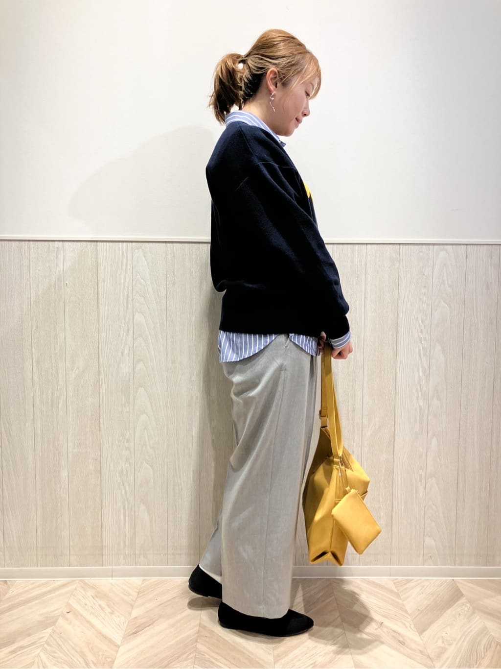 shokoさんの「SHOO･LA･RUE｜◆【洗える/S-LL/ちくちくしにくい】大人のための ロゴ入りスウェットライクニット」を使ったコーディネート