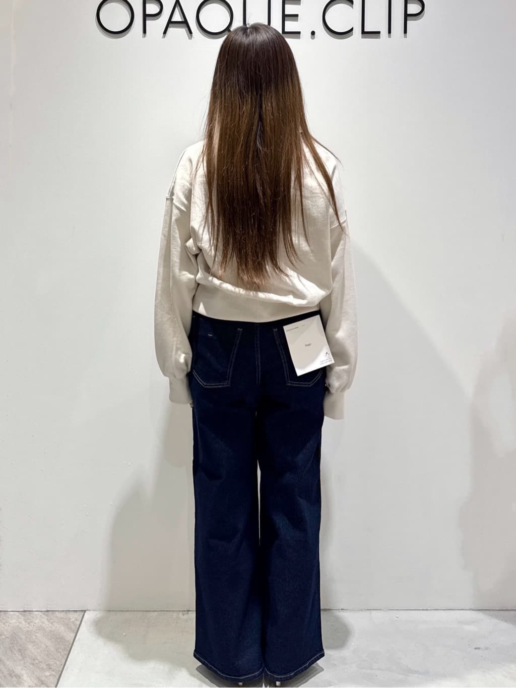 mikaさんの「OPAQUE.CLIP｜◆刺繍ロゴスウェット【洗濯機洗い可】」を使ったコーディネート