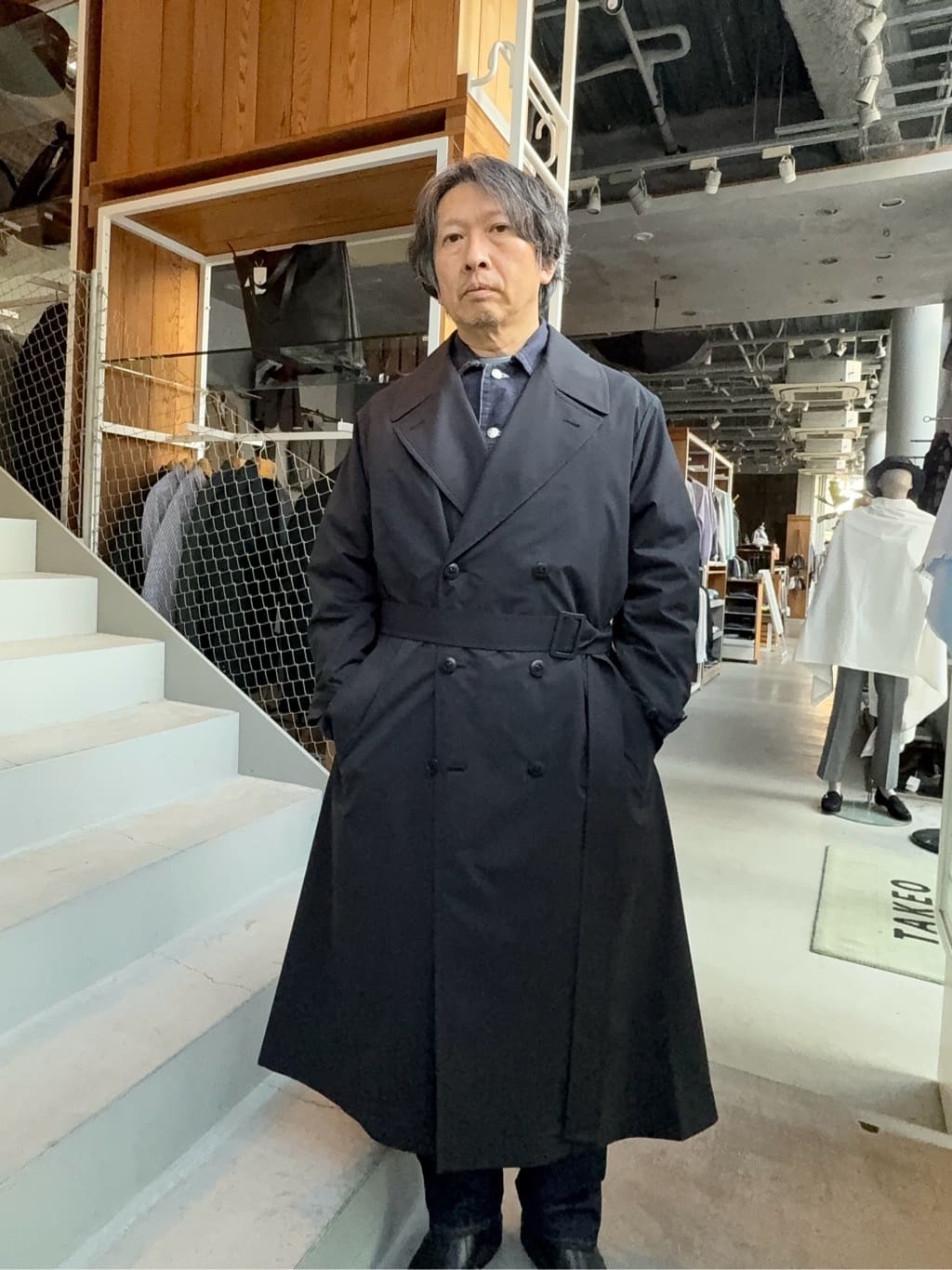 デザイナーTAKEman さんの「TAKEO KIKUCHI｜【モンスターストレッチ】日本製 ワンウォッシュ デニムパンツ」を使ったコーディネート
