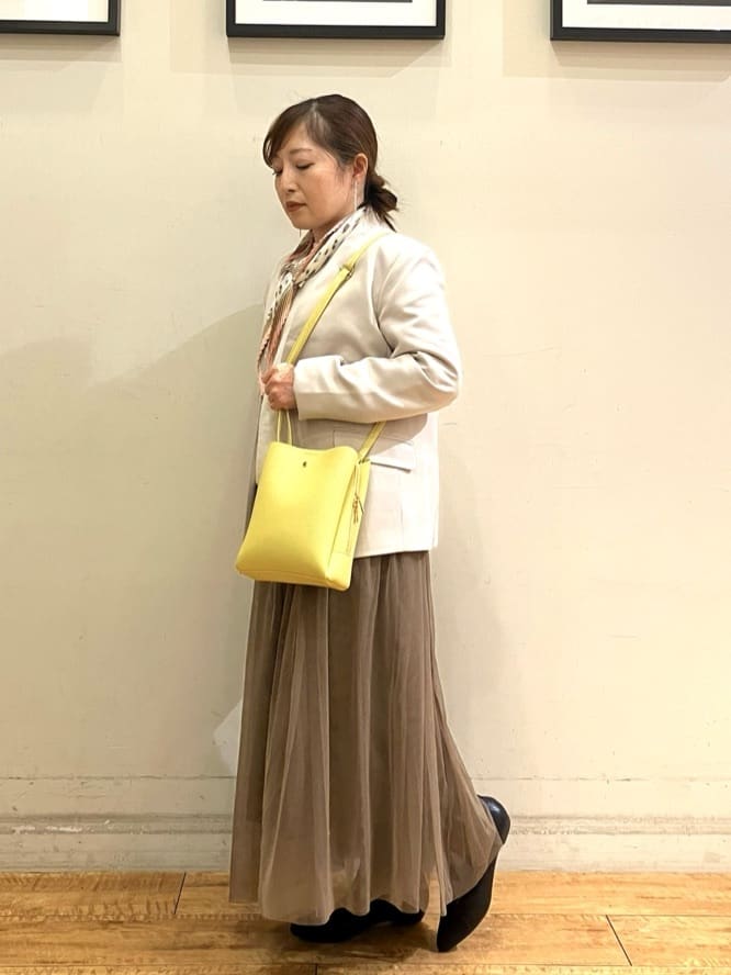 kanaさんの「SHOO･LA･RUE｜◆【洗える/S-3L/セットアップ可】セレモニーや通勤に カットジョーゼット Vネックジャケット」を使ったコーディネート