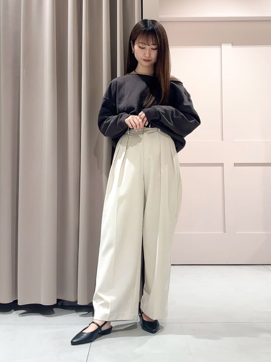 RINAさんの「ESPERANZA｜バックストラップフラットパンプス」を使ったコーディネート