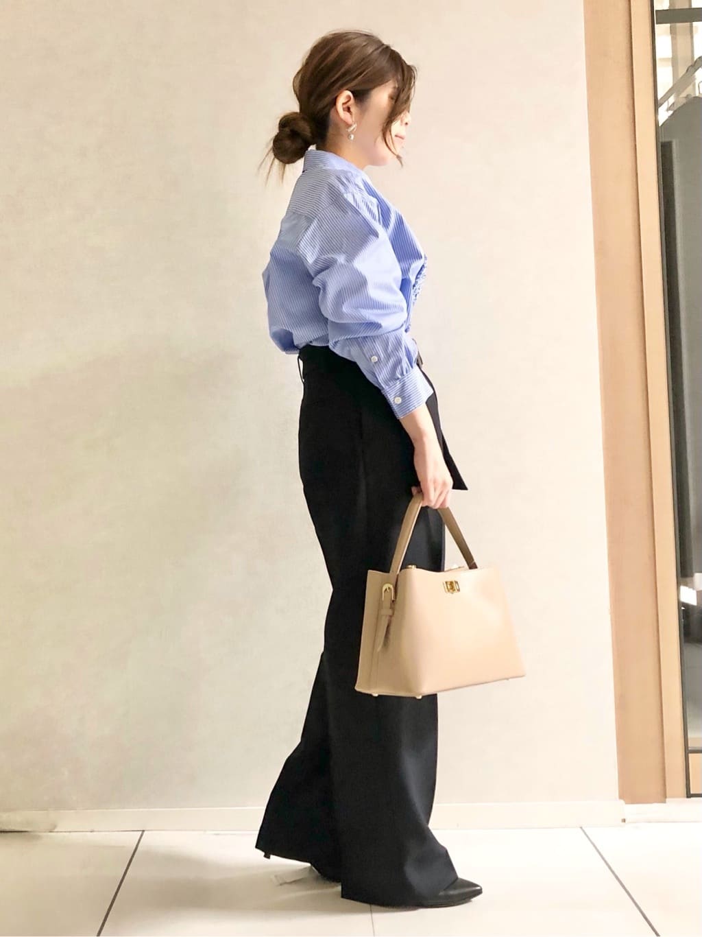 sayuさんの「UNTITLED｜◆ベルト付き2タックパンツ」を使ったコーディネート