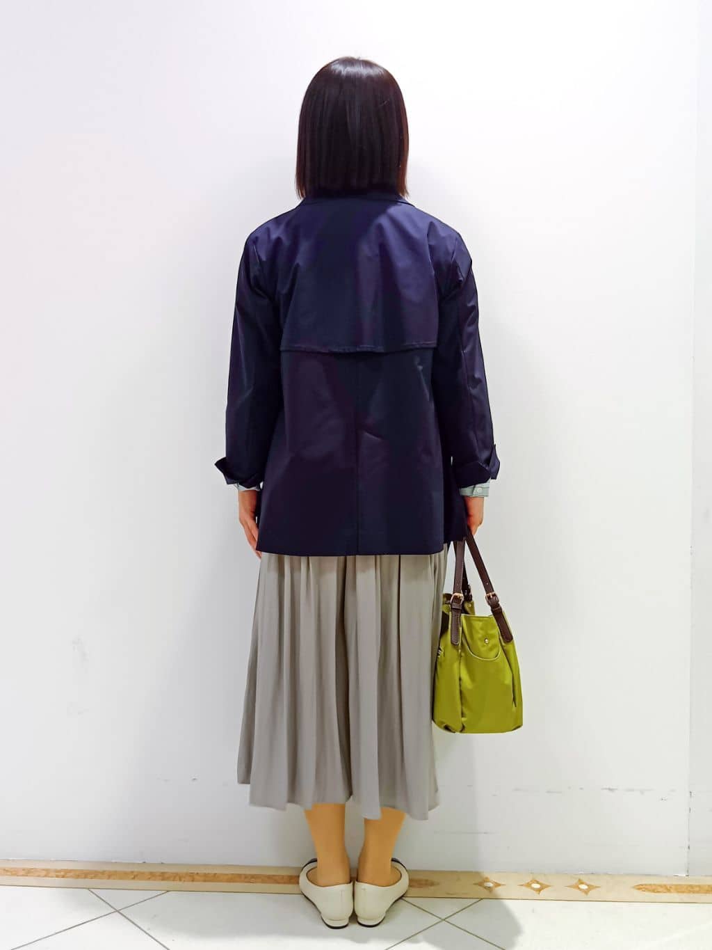 tomoさんの「Reflect｜◆【手洗い可／撥水】ライティミドル丈コート」を使ったコーディネート