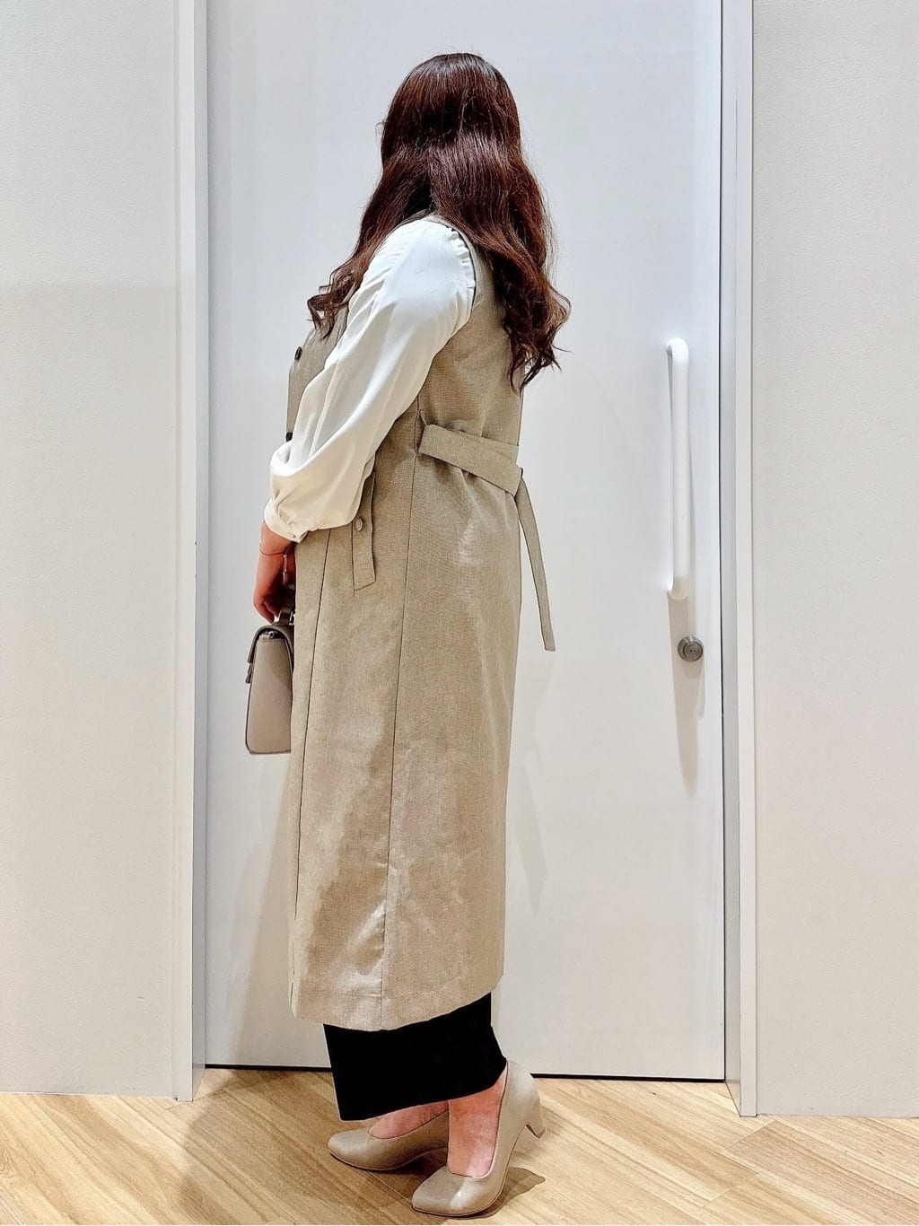 suzuさんの「grove｜【人間工学】つつまれフィットパンプス【入卒対応可】」を使ったコーディネート