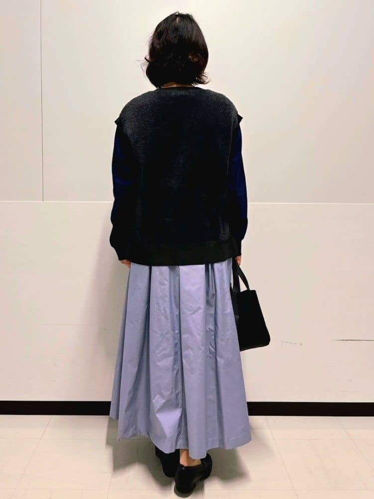 くまみさんの「OPAQUE.CLIP｜◆フェザーヤーンニットベスト【洗濯機洗い可】」を使ったコーディネート