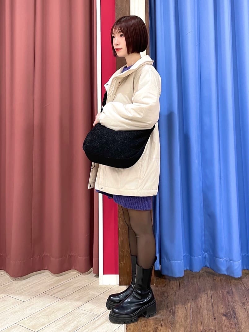 るるさんの「SHOO･LA･RUE｜◆【S-LL/体型カバー】ふんわりあたたかい ニットチュニック」を使ったコーディネート