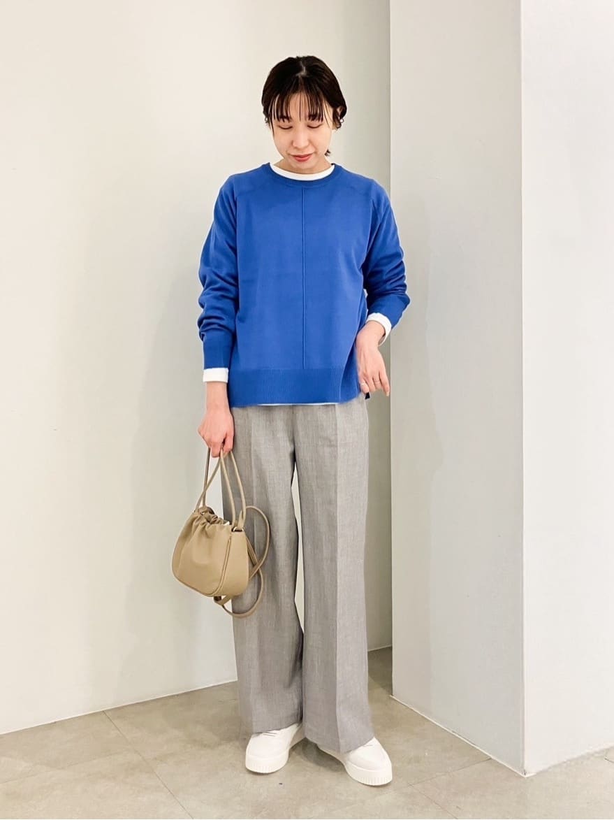kanakoさんの「grove｜裾テールロンT」を使ったコーディネート