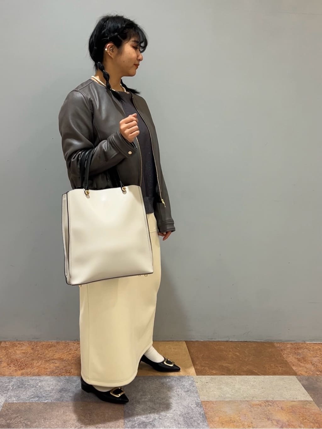 ひらのみさんの「THE SHOP TK｜◆ノーカラーブルゾン」を使ったコーディネート