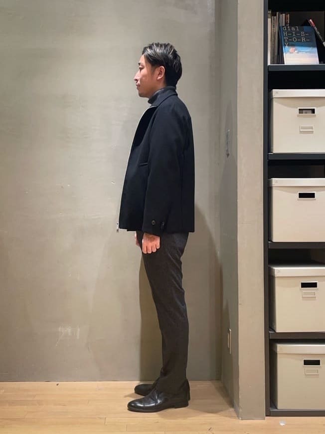 IMAIさんの「TAKEO KIKUCHI｜【ONOFF対応】TRダブルニット ストレッチパンツ」を使ったコーディネート