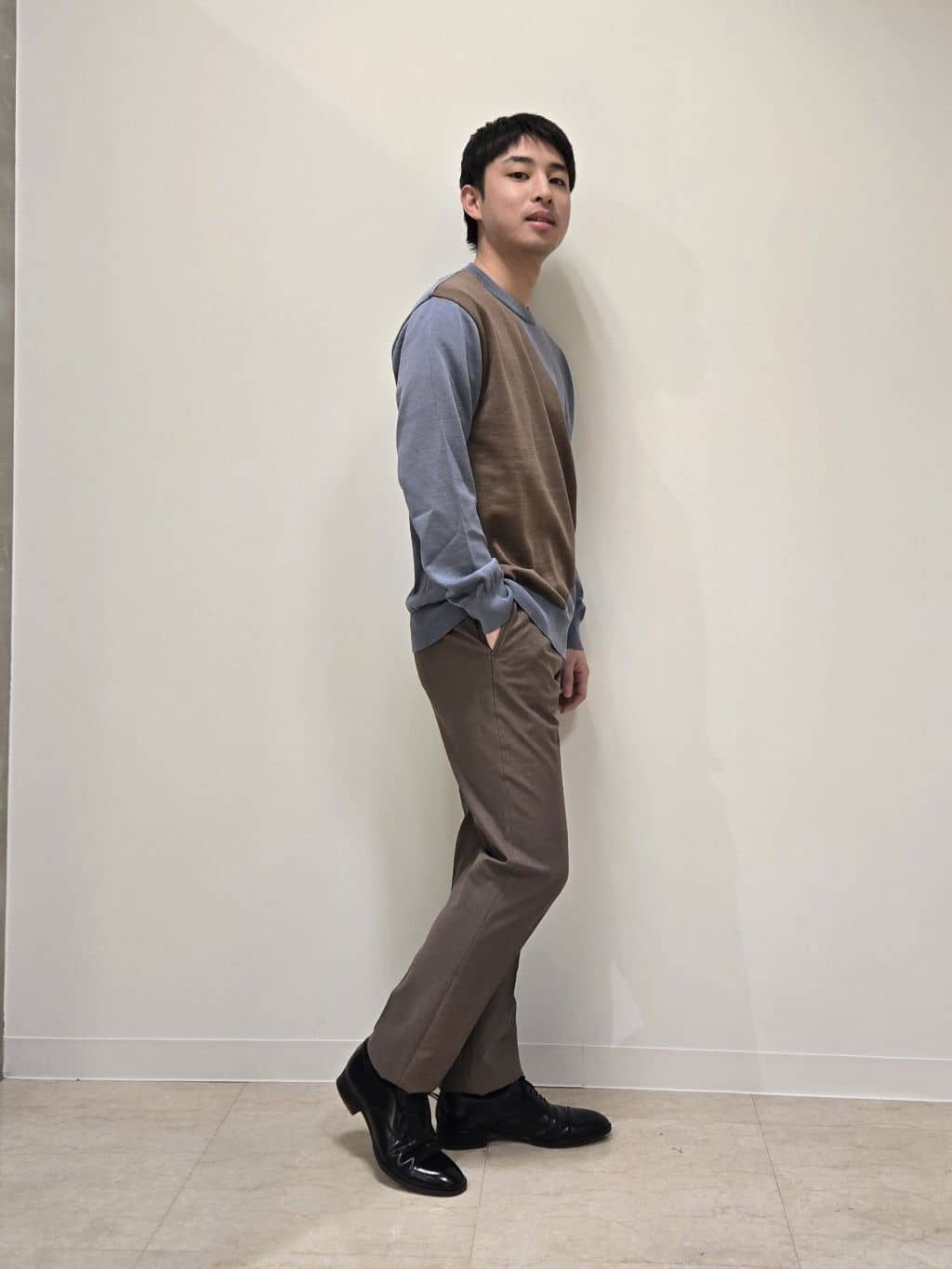 白木駆さんの「TAKEO KIKUCHI｜【360&deg;ストレッチ／セットアップ対応】None Of Stress ジャケット」を使ったコーディネート
