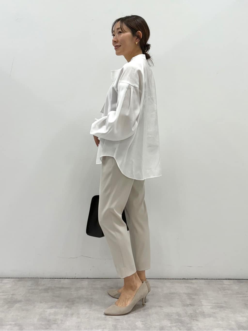 YUさんの「INDIVI｜◆【2点セット／UVケア】ツイードジレ＆ボウタイブラウス カセット服」を使ったコーディネート