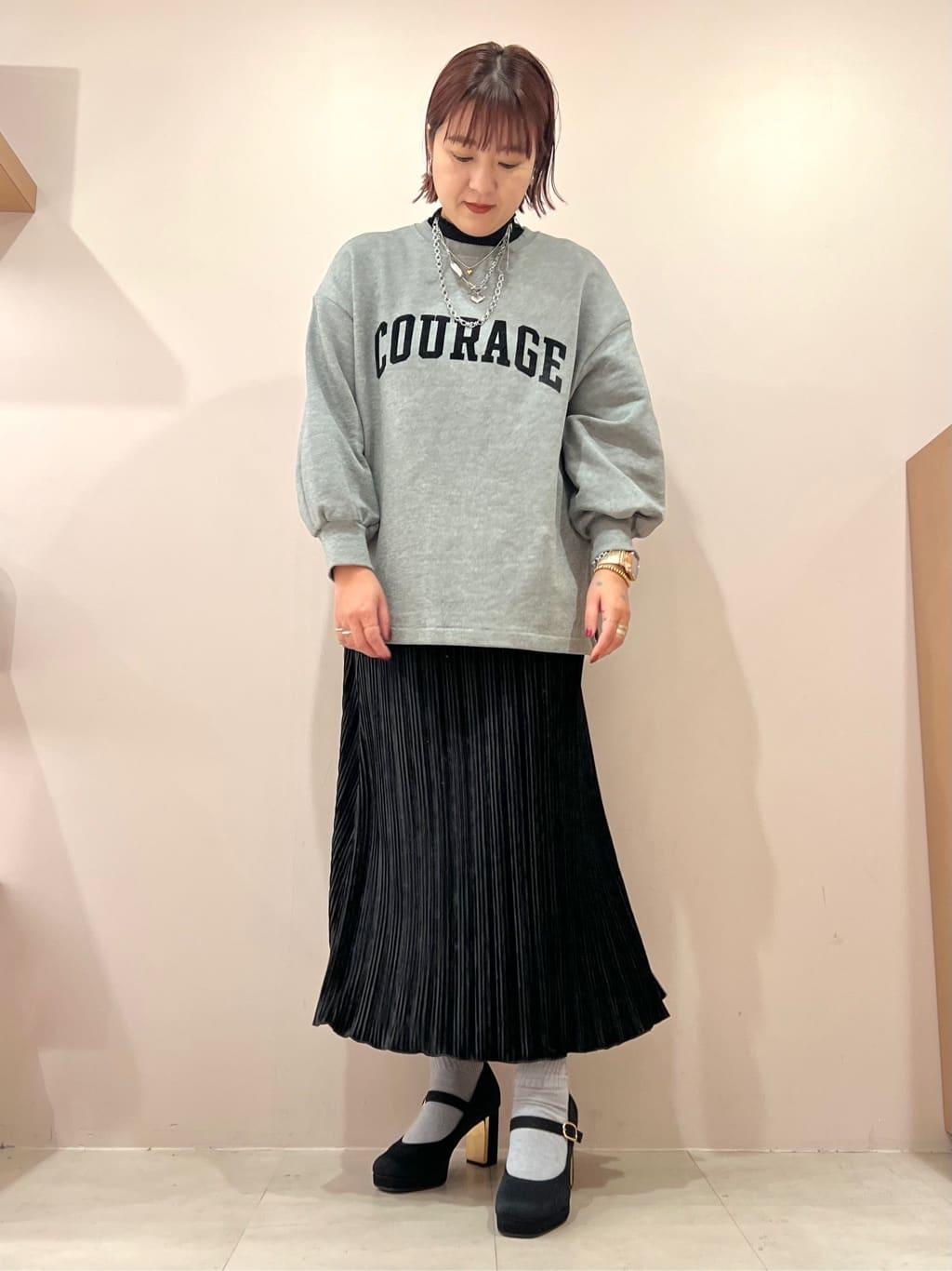 TAKAさんの「ESPERANZA｜甲ストラップパンプス」を使ったコーディネート