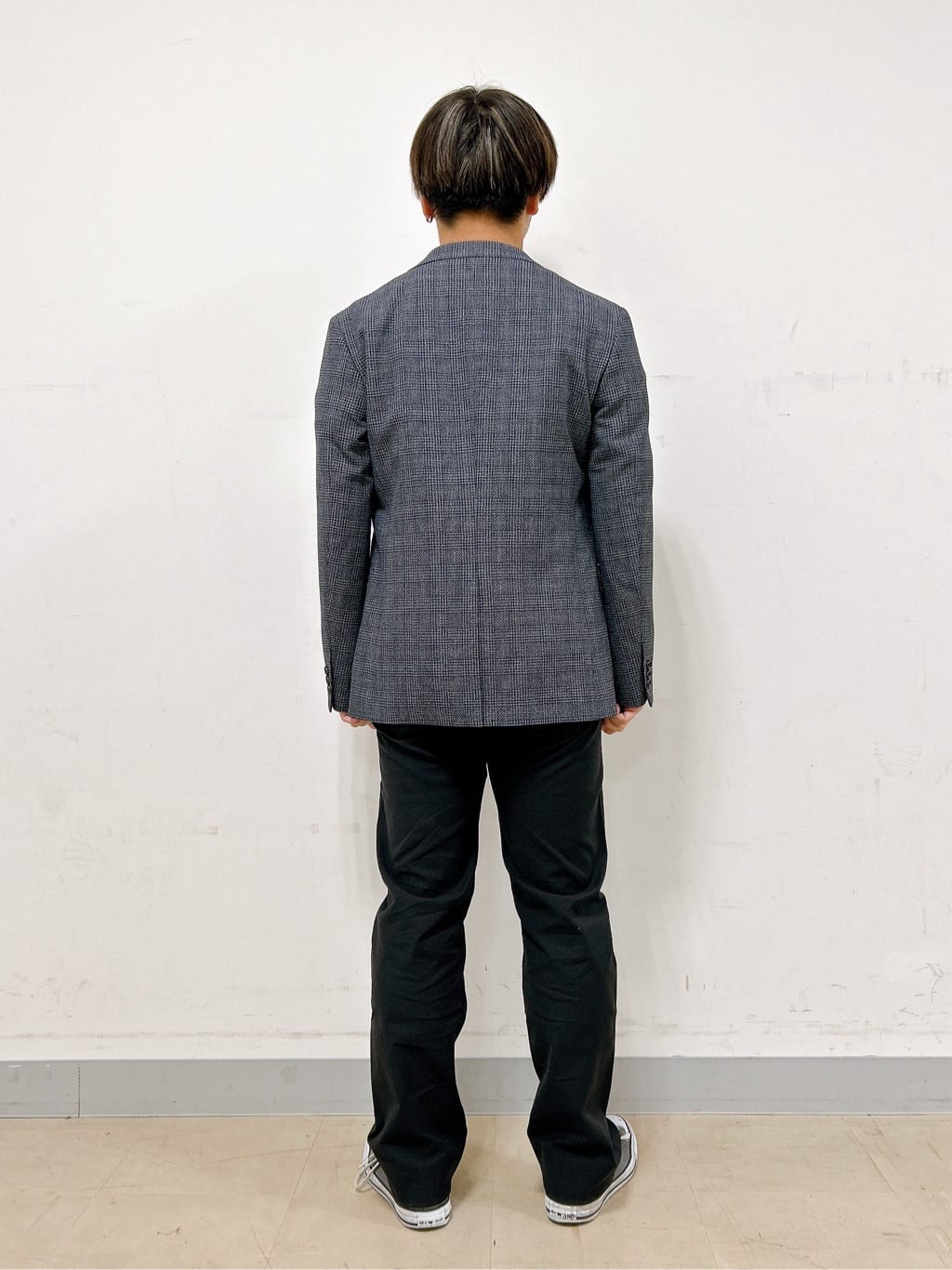Hiroさんの「TAKEO KIKUCHI｜【Made in JAPAN】播州織 ヘリンボン ストレート パンツ」を使ったコーディネート