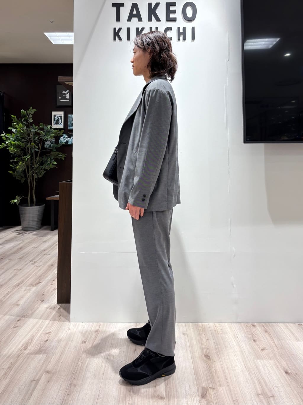 Kaiさんの「TAKEO KIKUCHI｜◆【軽羽織】ツイルストレッチ ブルゾン」を使ったコーディネート