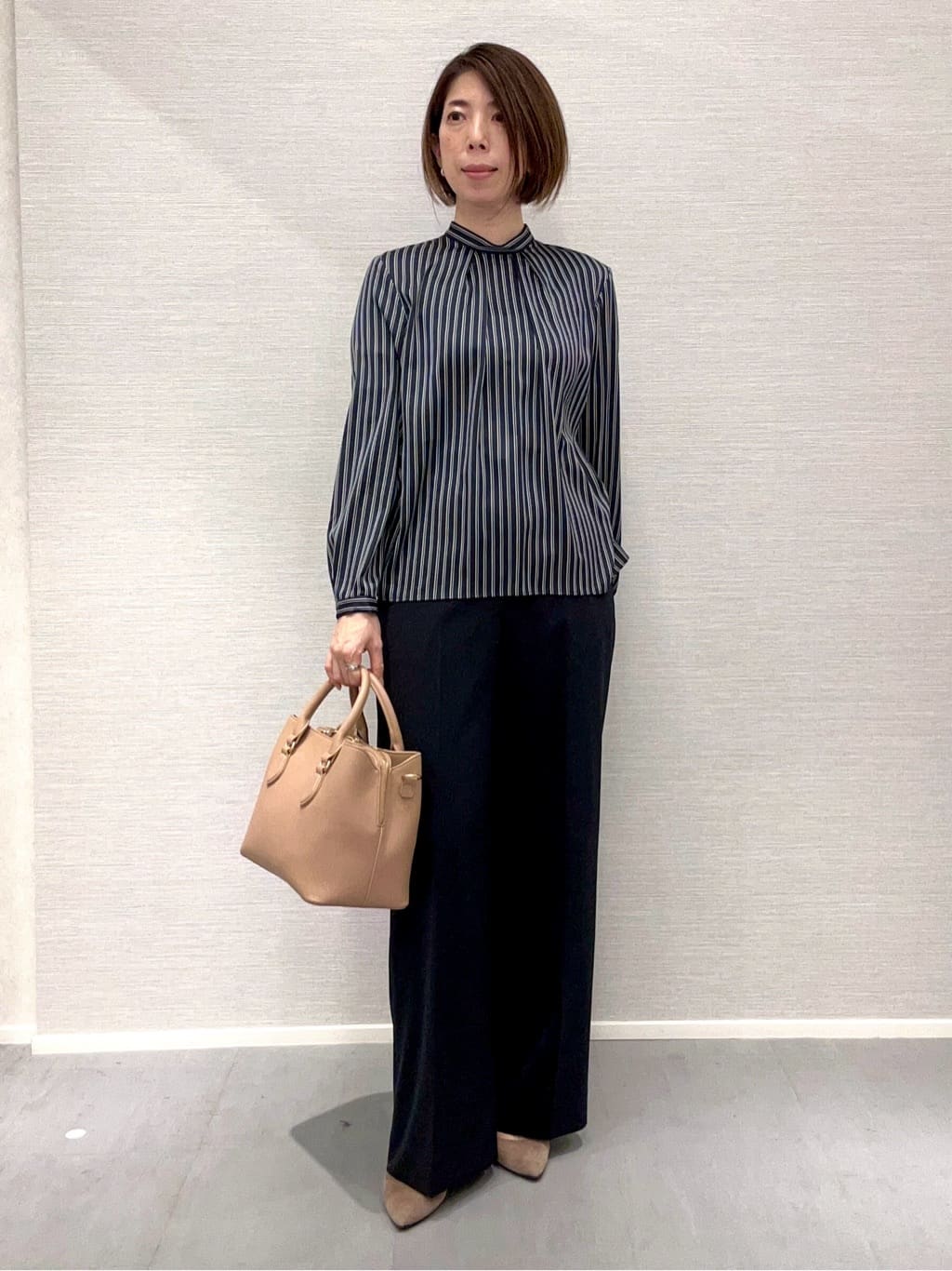 Shinakoさんの「UNTITLED｜【洗える／UVケア／スーツ】ストレッチワイドパンツ」を使ったコーディネート