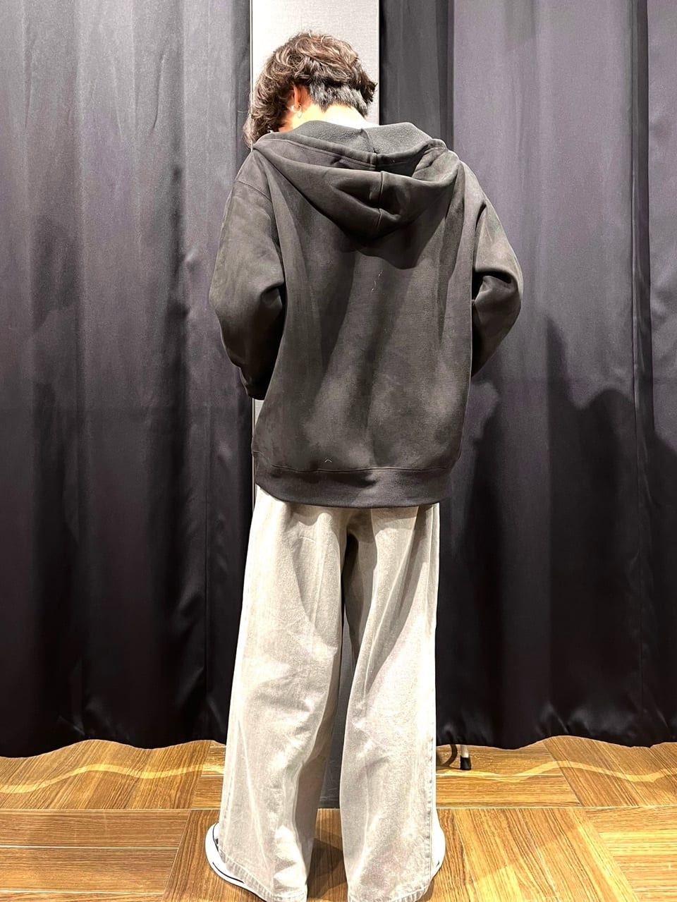 motoさんの「THE SHOP TK｜◆リンクスジャカード長袖Tシャツ ON／OFF兼用」を使ったコーディネート