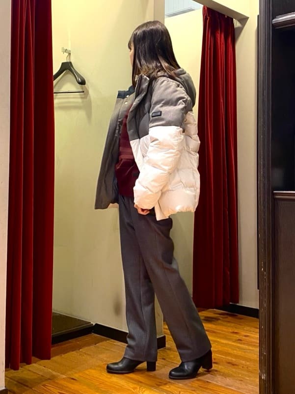 かわぴーさんの「TAKEO KIKUCHI｜【DOWN FABRIC】ダウンファブリック ドレスパンツ / セットアップ対応」を使ったコーディネート