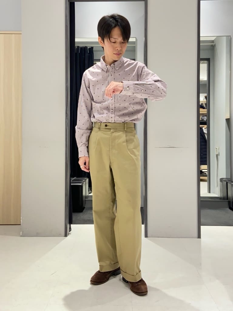 わいずみさんの「TAKEO KIKUCHI｜ハットモチーフ ジャカード ストライプ シャツ」を使ったコーディネート