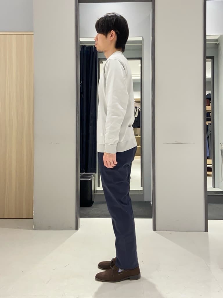 わいずみさんの「TAKEO KIKUCHI｜ハットモチーフ ジャカード ストライプ シャツ」を使ったコーディネート