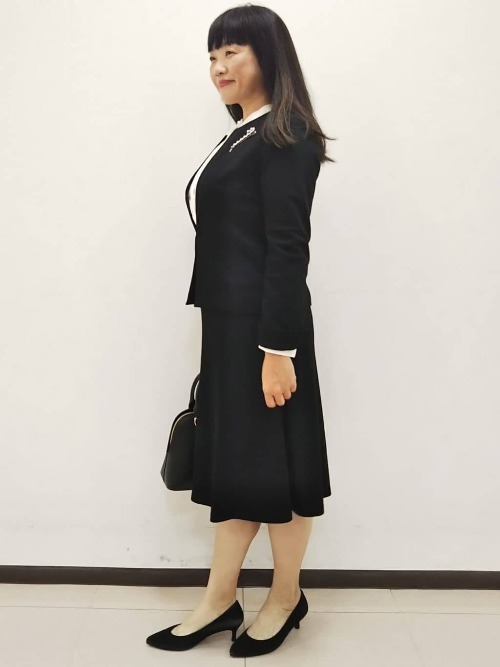 ともさんの「UNTITLED｜【コーディネートのアクセントに】ビジューキルトピン」を使ったコーディネート