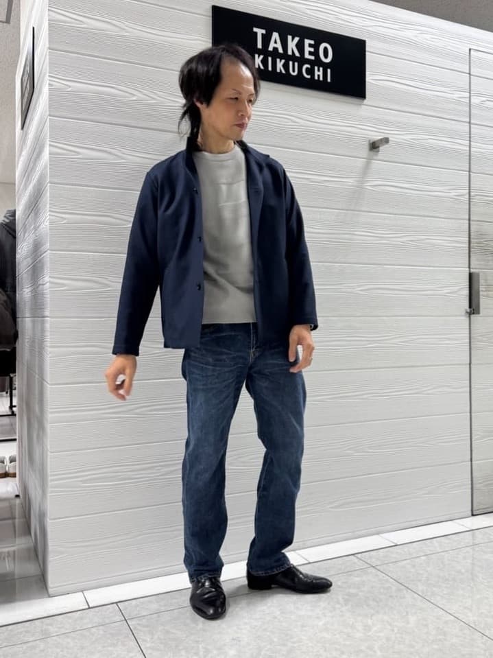 井出恭輔さんの「TAKEO KIKUCHI｜【DOWN FABRIC】ダウンファブリック スタンドカラーブルゾン」を使ったコーディネート