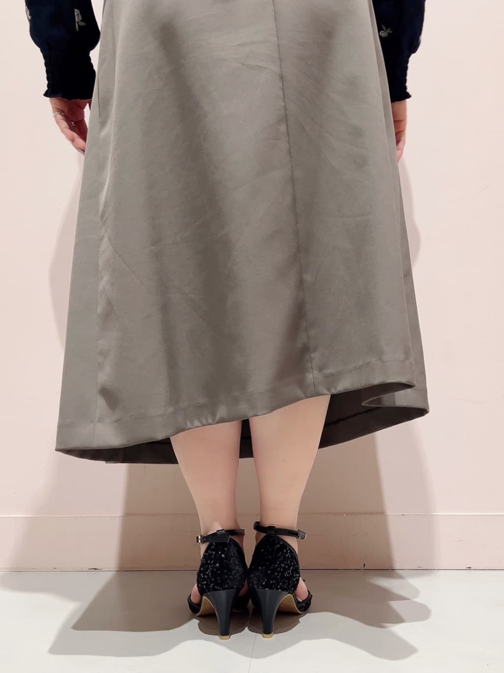 りえさんの「ESPERANZA｜スパンコールセパレートパンプス」を使ったコーディネート