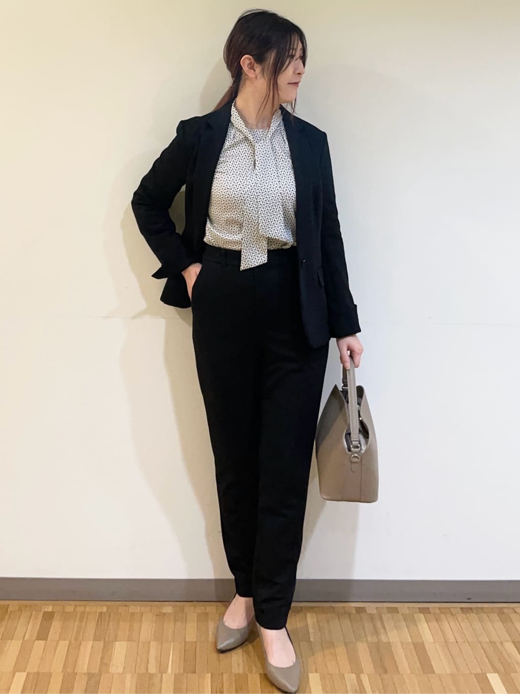 フナキさんの「UNTITLED｜【日本製・本革】Comfit Dresser Pumps（コンフィットドレッサーパンプス）」を使ったコーディネート
