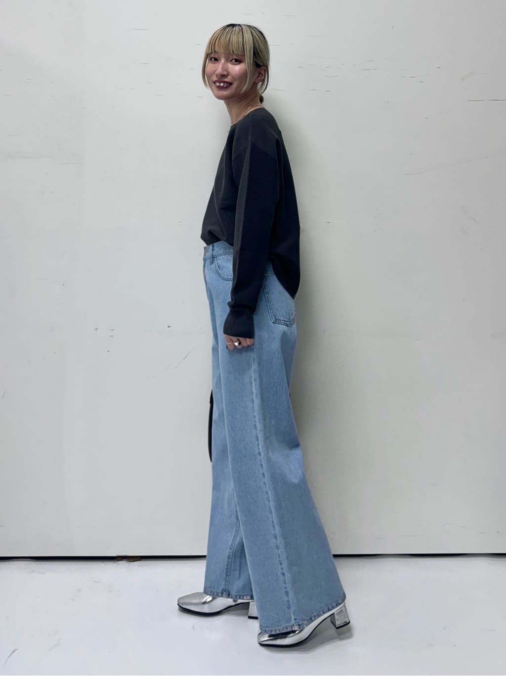omaさんの「THE SHOP TK｜◆【毛玉になりにくい/蓄熱性】春色_美人ガーターニット/洗える/体形カバー」を使ったコーディネート