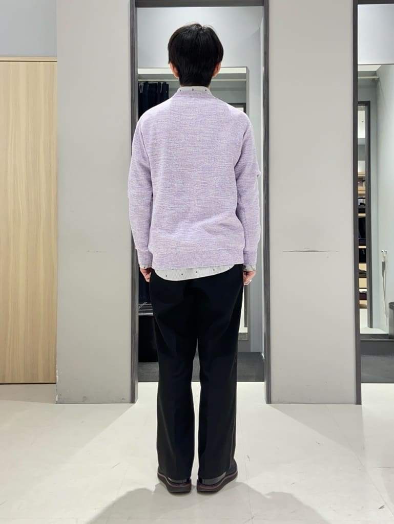 わいずみさんの「TAKEO KIKUCHI｜ハットモチーフ ジャカード ストライプ シャツ」を使ったコーディネート