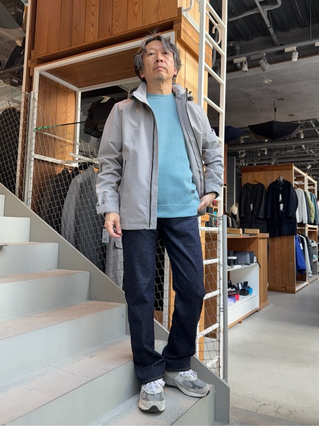 デザイナーTAKEman さんの「TAKEO KIKUCHI｜【モンスターストレッチ】日本製 ワンウォッシュ デニムパンツ」を使ったコーディネート