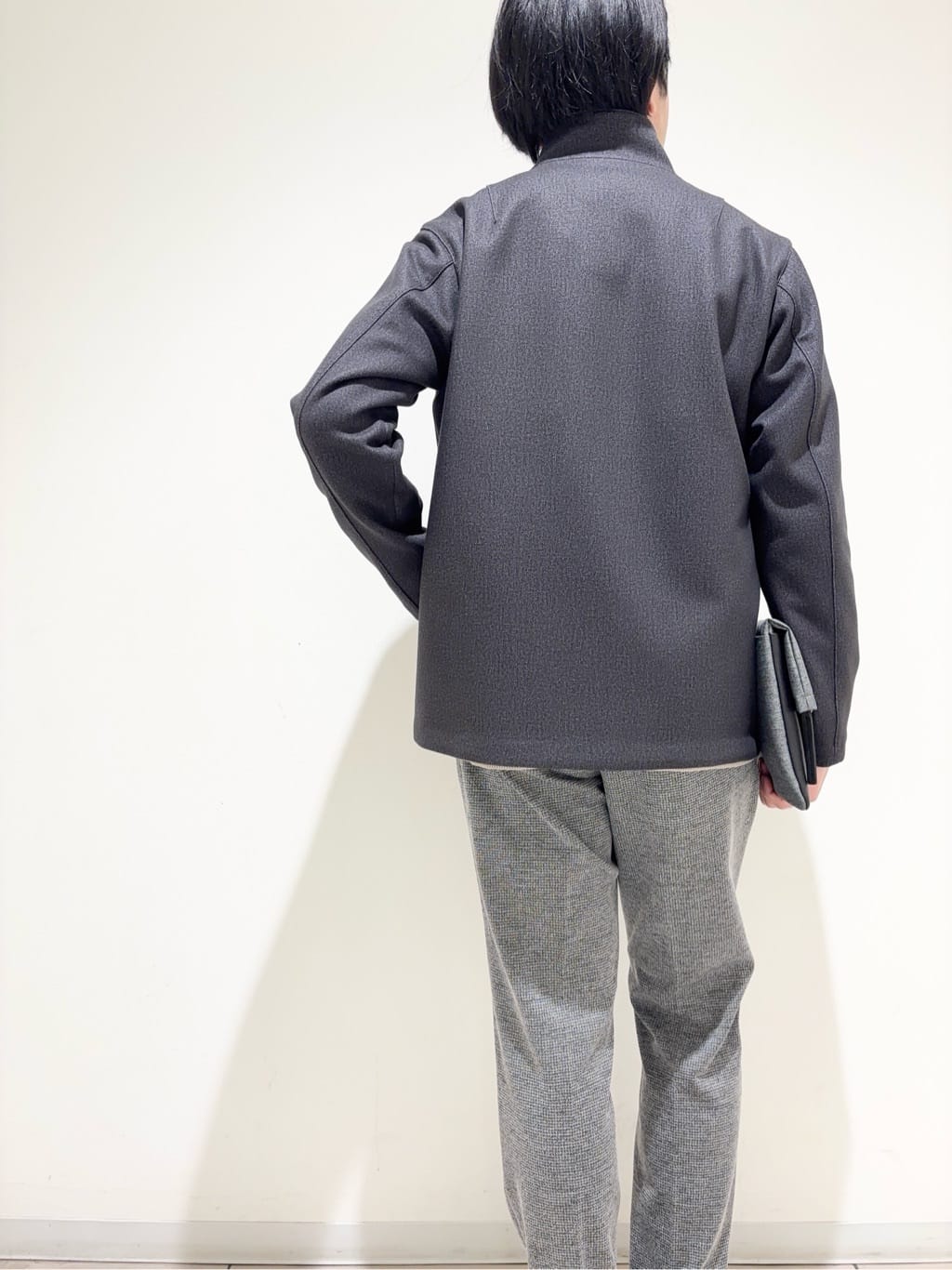 及川さんの「TAKEO KIKUCHI｜【DOWN FABRIC】ダウンファブリック スタンドカラーブルゾン」を使ったコーディネート