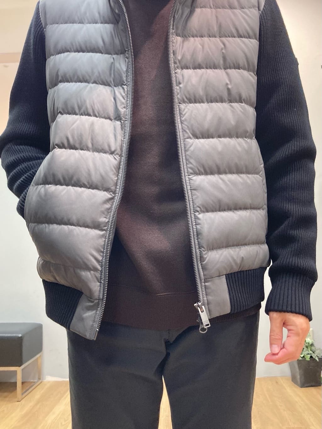 シュンさんの「TAKEO KIKUCHI｜【Made in JAPAN】播州織 ストレッチ パンツ」を使ったコーディネート